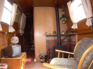 Ewelme Lounge